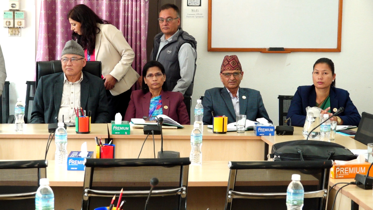 एमालेले गठन गर्‍यो २१ सदस्यीय संसदीय बोर्ड