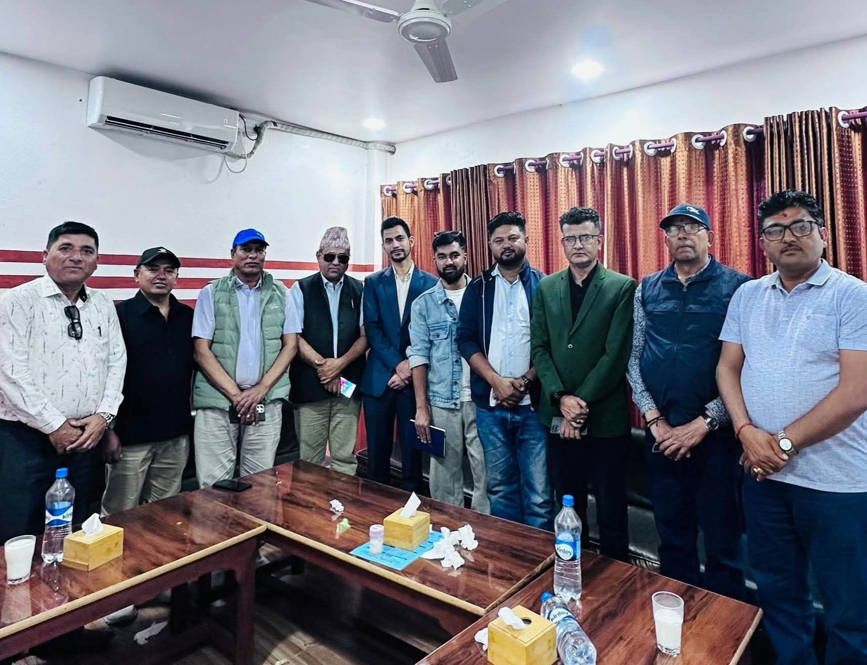 कांग्रेस नेता लक्ष्मण कँडेल रास्वपा प्रवेश