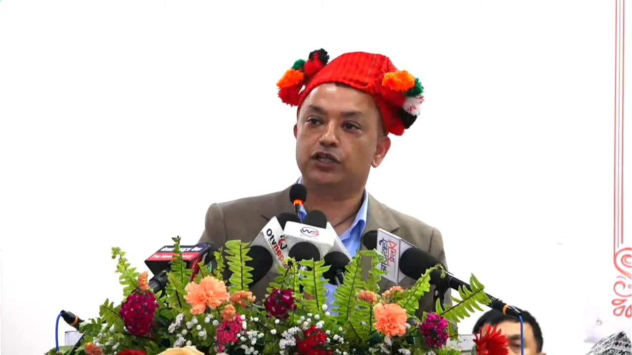 पूरानो भनेको खराब र थोत्रो हो भन्ने भाष्य गलत र खतरनाक : गगन थापा