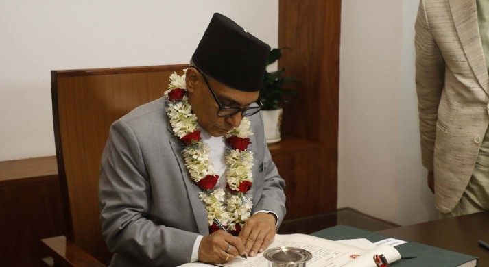 प्रधानन्यायाधीश डा. शर्माद्वारा पदभार ग्रहण