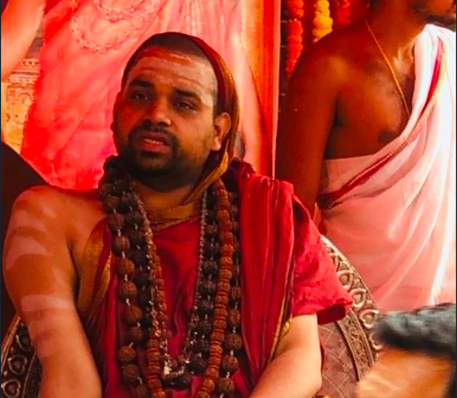शृङ्गेरी शारदा पीठका उत्तराधिकारी शंकराचार्य श्री विधुशेखर भारतीद्वारा बुढानीलकण्ठमा विशेष पूजा