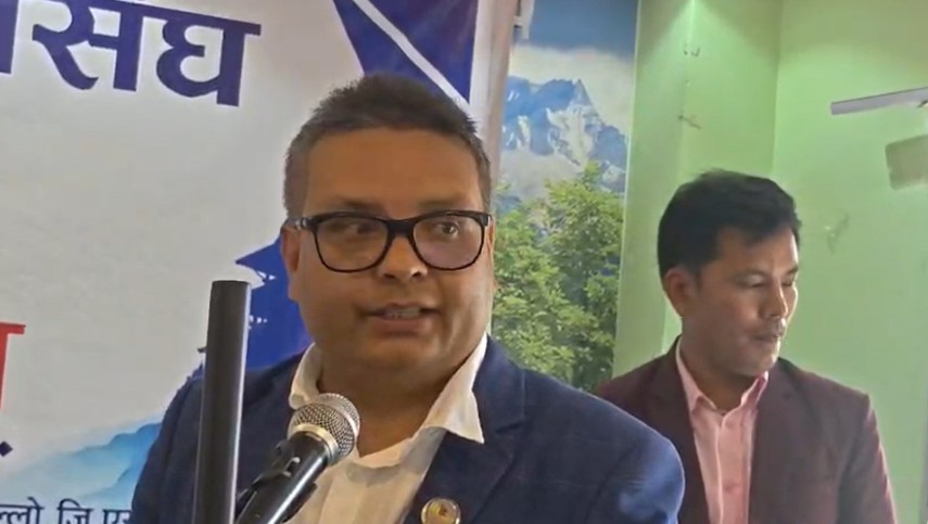 पत्रकारले जनता र जनप्रतिनिधिलाई बाटो देखाउनुपर्छ : सभापति बुढाथोकी