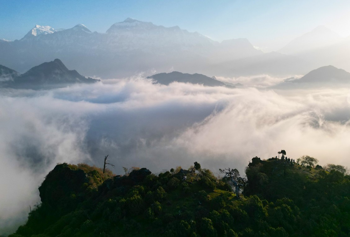 हिमालसँग बादलको लुकामारी र ‘रेडपान्डा’को बासस्थान: पर्यटकको नयाँ रोजाइमा म्याग्दीको जलजला