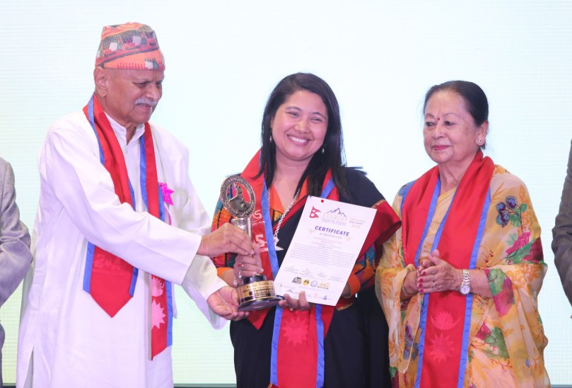 एभरेस्ट टुरिजम अवार्ड : शेर्पालाई ‘लाइफ टाइम अचिभमेन्ट अवार्ड’, अन्यलाई सम्मान