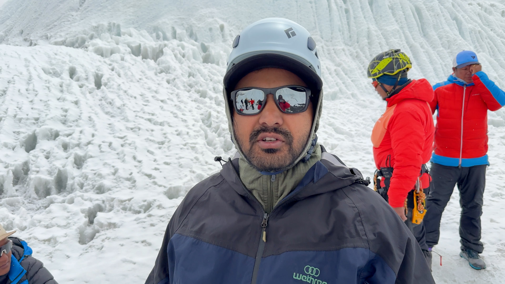 जन्मदिनमै सगरमाथाको चुचुरो चुम्ने लक्ष्य: अष्ट्रेलियाबाट आधार शिविर पुगेर सरोज अर्याल गर्दै छन् तयारी