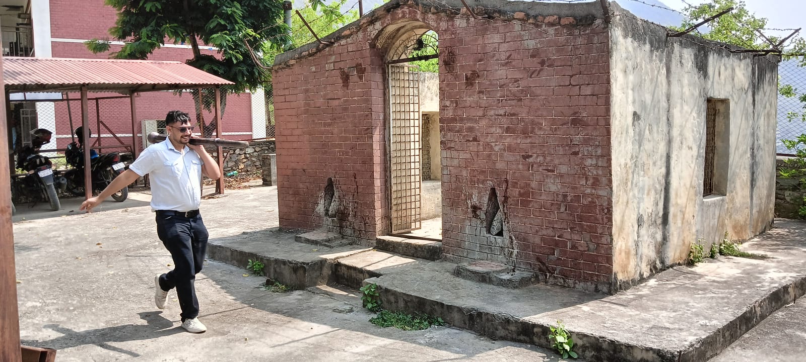 महाभारतकालीन भीमको गदा बोकेर मन्दिर घुम्दा रोग निको हुने जनविश्वास