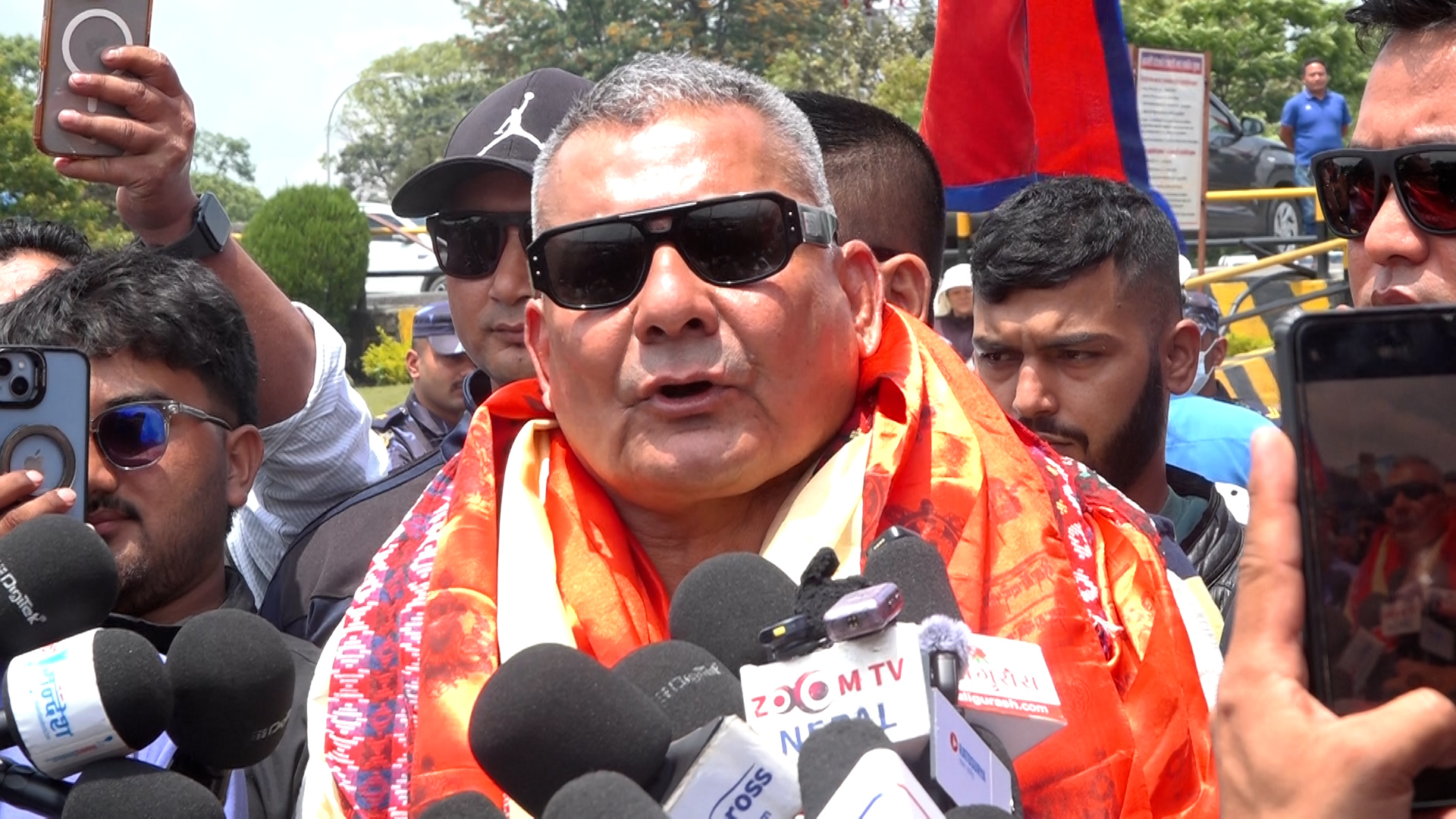 ग्रेटर नेपालको नक्सा झुण्ड्याउने बालेन लिपुलेक किन जाँदैनन्? : दुर्गा प्रसाईँ