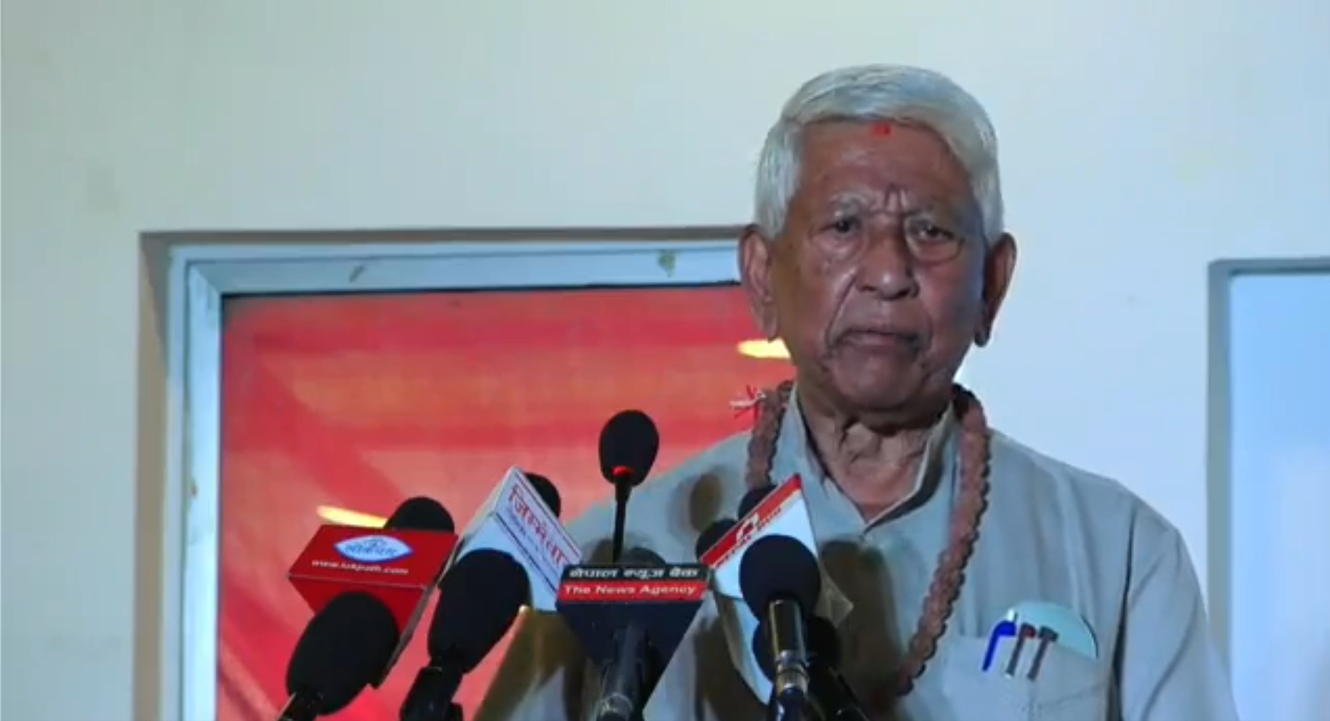 परिवर्तनको नाममा परम्परा तोड्नु हुँदैन : सांसद केसी