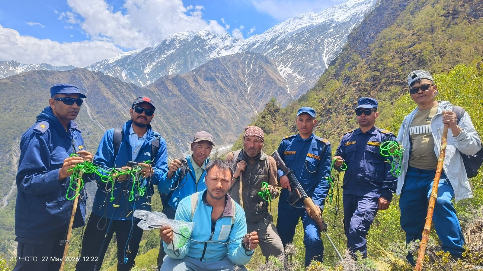 कस्तुरी मृग मार्न थापिएका अवैध पासो नष्ट, जंगलमा ‘स्पाई क्यामेरा’ जडान गरिँदै