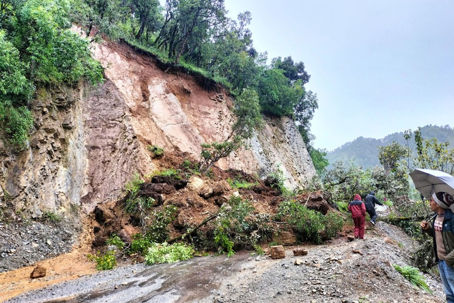 कर्णालीमा प्राकृतिक विपद्: तीन बर्षमा २७७ को मृत्यु, ८३३ घाइते र अर्बौको क्षती