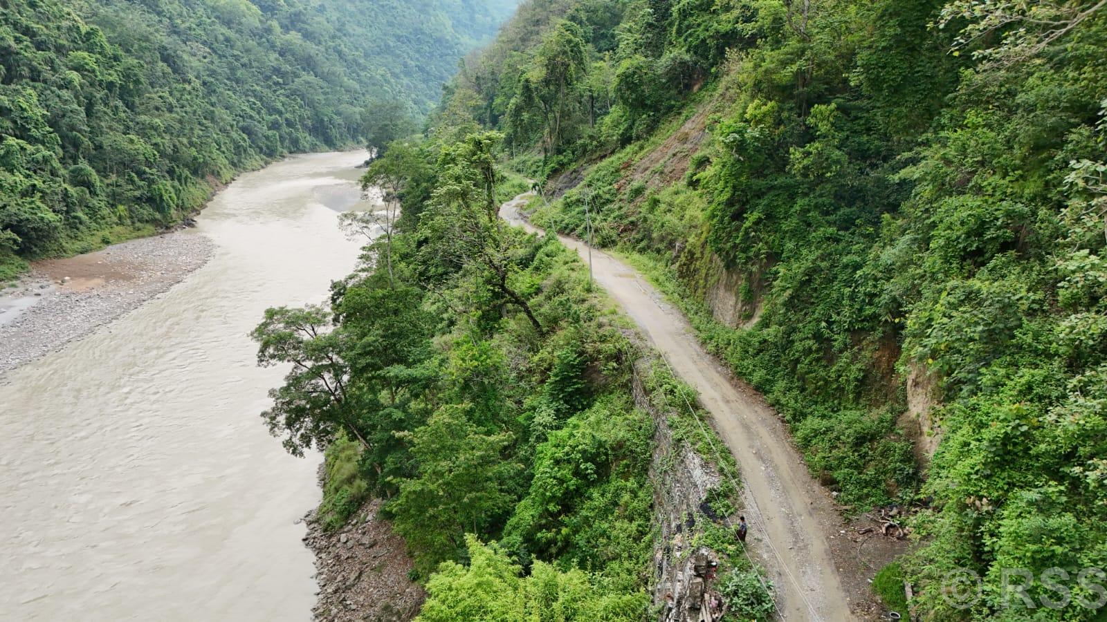 बुद्धसिंह मार्गः करोडौँ बजेट, तर छैन निर्माणको गति