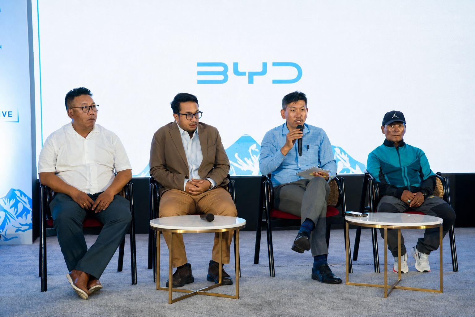 सगरमाथा संरक्षण अभियानमा साईमेक्स बीवाइडी च्यारिटी फाउन्डेसन र एसपीसीसीको दीर्घकालीन सहकार्य