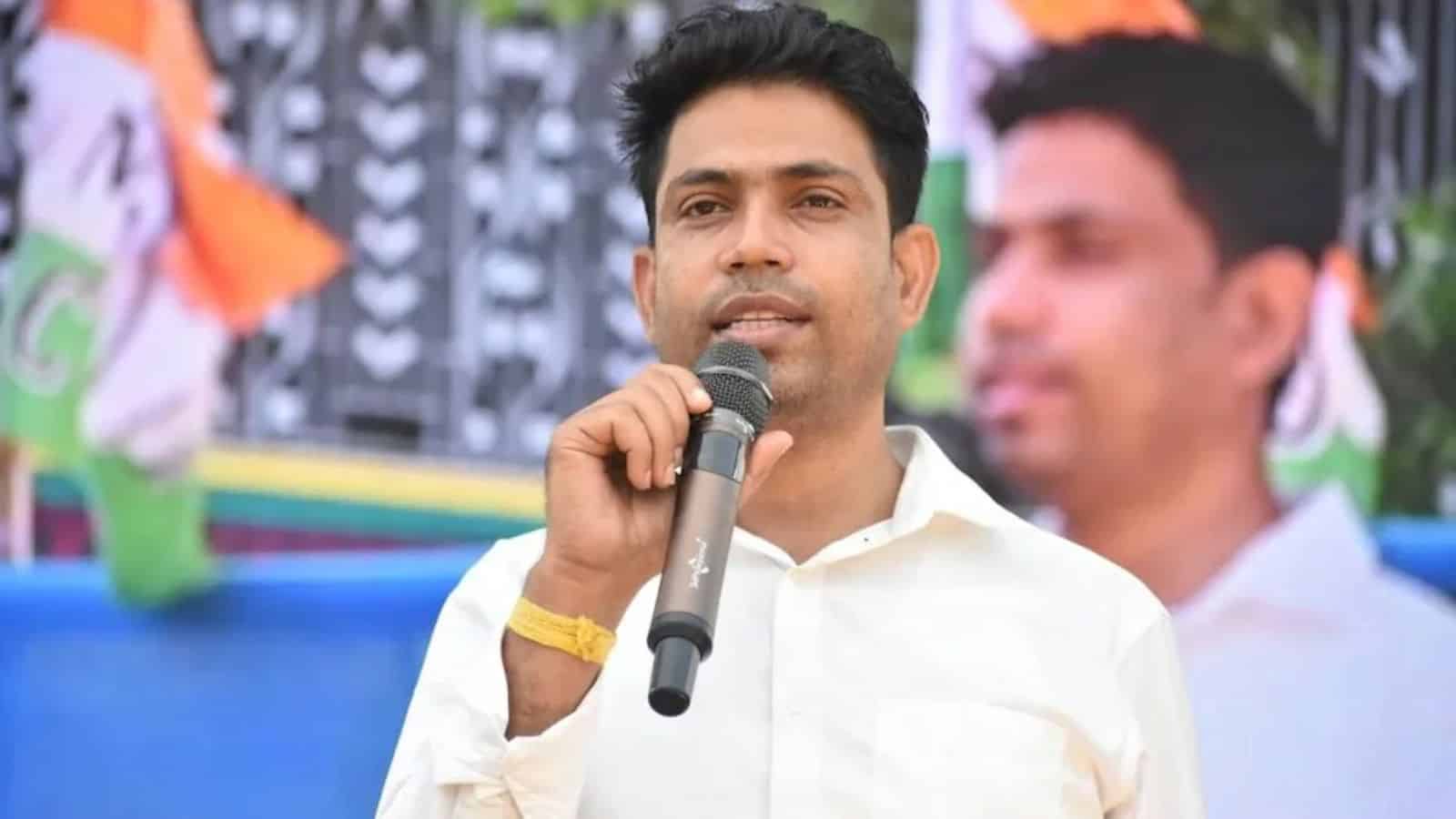नेपाल छिर्न लागेका भारतीय नेता सीमाबाट पक्राउ