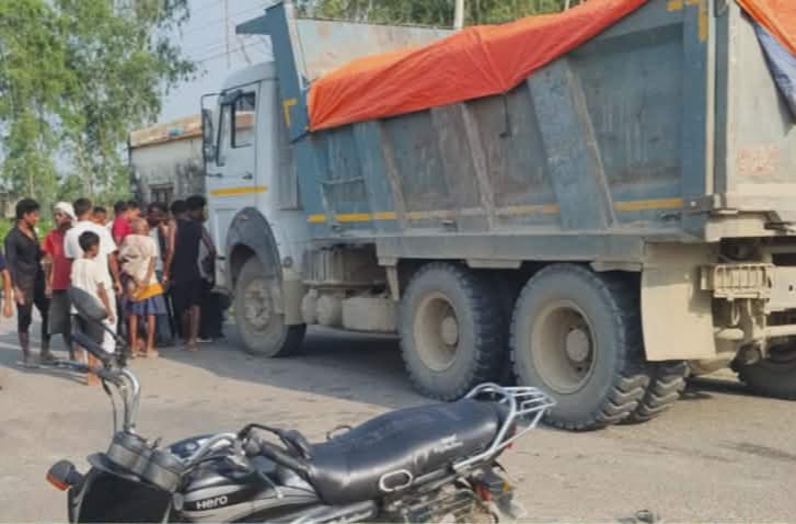 गरुडामा टिपर र मोटरसाइकल ठोक्किँदा एक जनाको मृत्यु, दुई घाइते