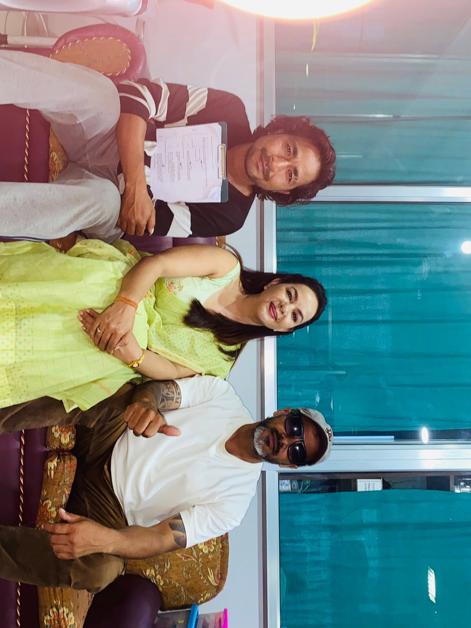 चलचित्र ‘महाराजधिराज’मा पूजना प्रधान अनुबन्ध, ३३ औँ दिनको छायांकनका बीच टिममा उत्साह