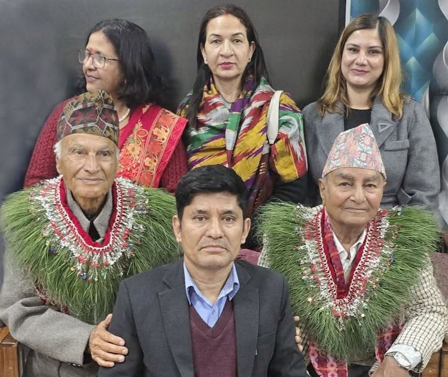 नगेन्द्रराज शर्मा, अभिव्यक्ति र साहित्य