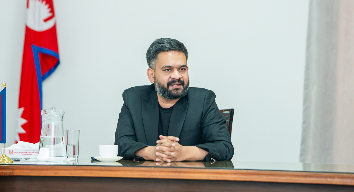 स्वदेशी कच्चा पदार्थमा आधारित गुणस्तरीय तयारी पोसाक उद्योग विकासमा प्रधानमन्त्रीको जोड