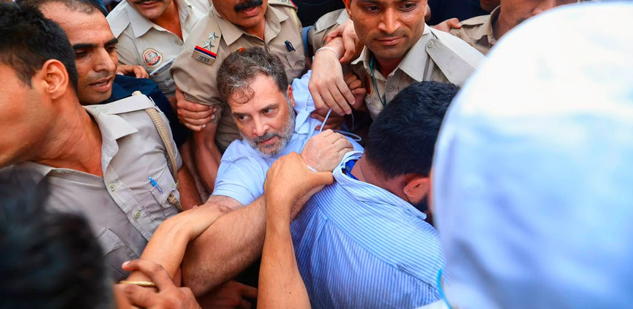 भारतमा विपक्षी दलका नेता राहुल गान्धीसहितका नेताहरू पक्राउ