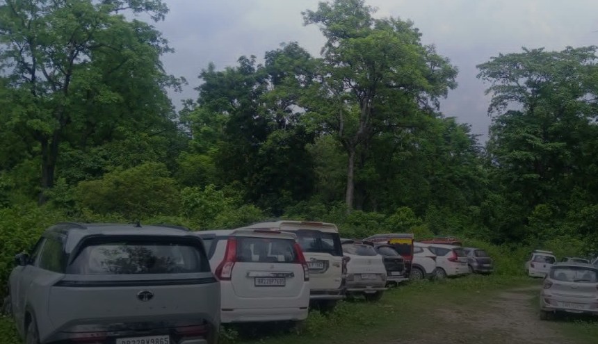 भारतीय सवारीसाधनलाई अस्थायी पास, पर्यटन व्यवसायले पायो राहत
