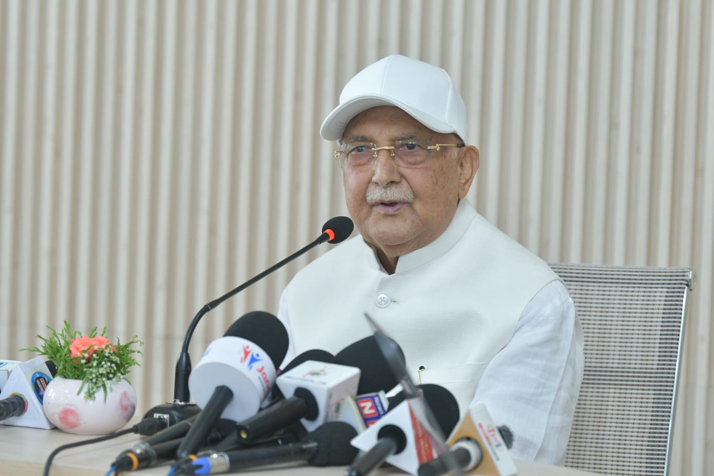 एमालेलाई धक्का लागेको हो, सिद्धिएको होइन; फेरि नवीकृत भएर अघि बढ्छौं: अध्यक्ष ओली