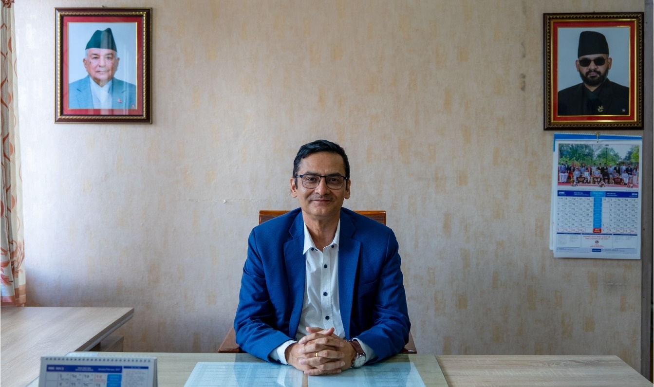 स्वास्थ्य मन्त्रालयको प्रशासनिक संरचना एकीकृत गरिँदै, सचिव देवकोटा नयाँ कार्यकक्षमा स्थानान्तरण