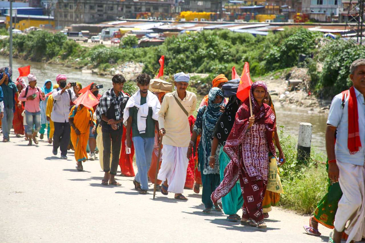 वित्तीय शोषणविरुद्ध किसान-मजदुरको ‘राजधानी मार्च’ (तस्बिरसहित)