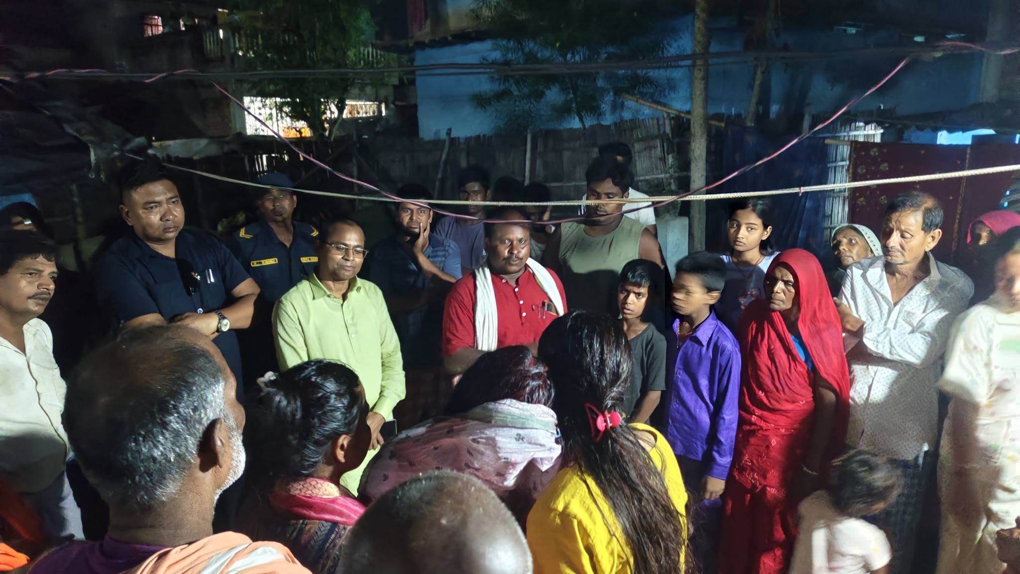 मधेशका गृहमन्त्री महतोद्वारा मृतक विवेक मण्डलको परिवारसँग भेट, रोजगारी र आर्थिक सहयोगको प्रतिबद्धता
