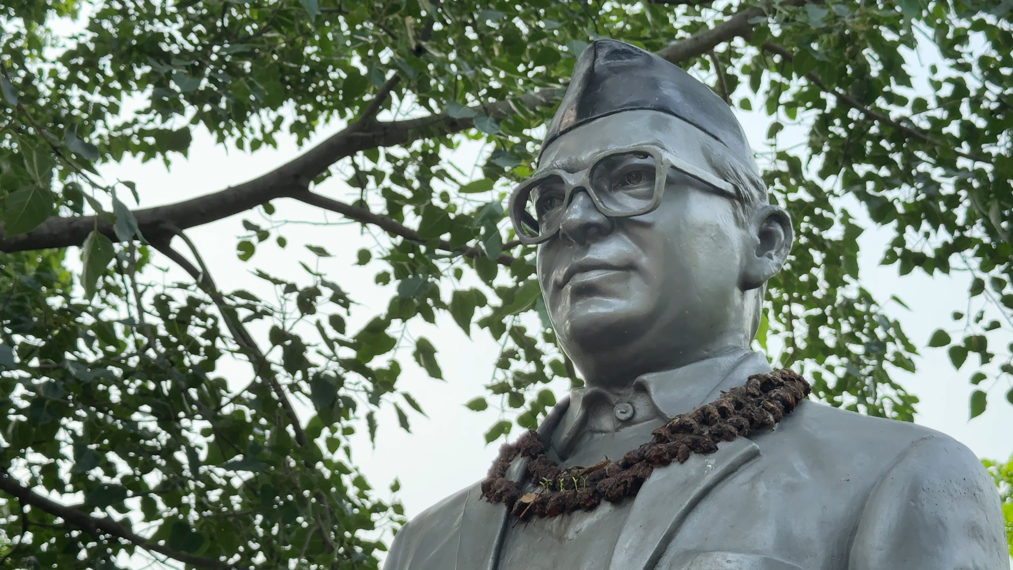 दासढुंगामा मदन भण्डारी पार्क निर्माण अन्तिम चरणमा, स्मृति संरचना पर्यटकका लागि आकर्षण