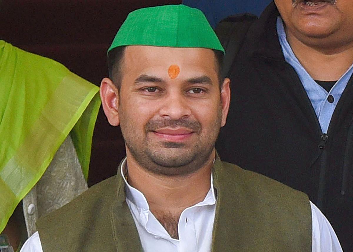 लालु यादवका छोरा तेजप्रताप पक्राउ