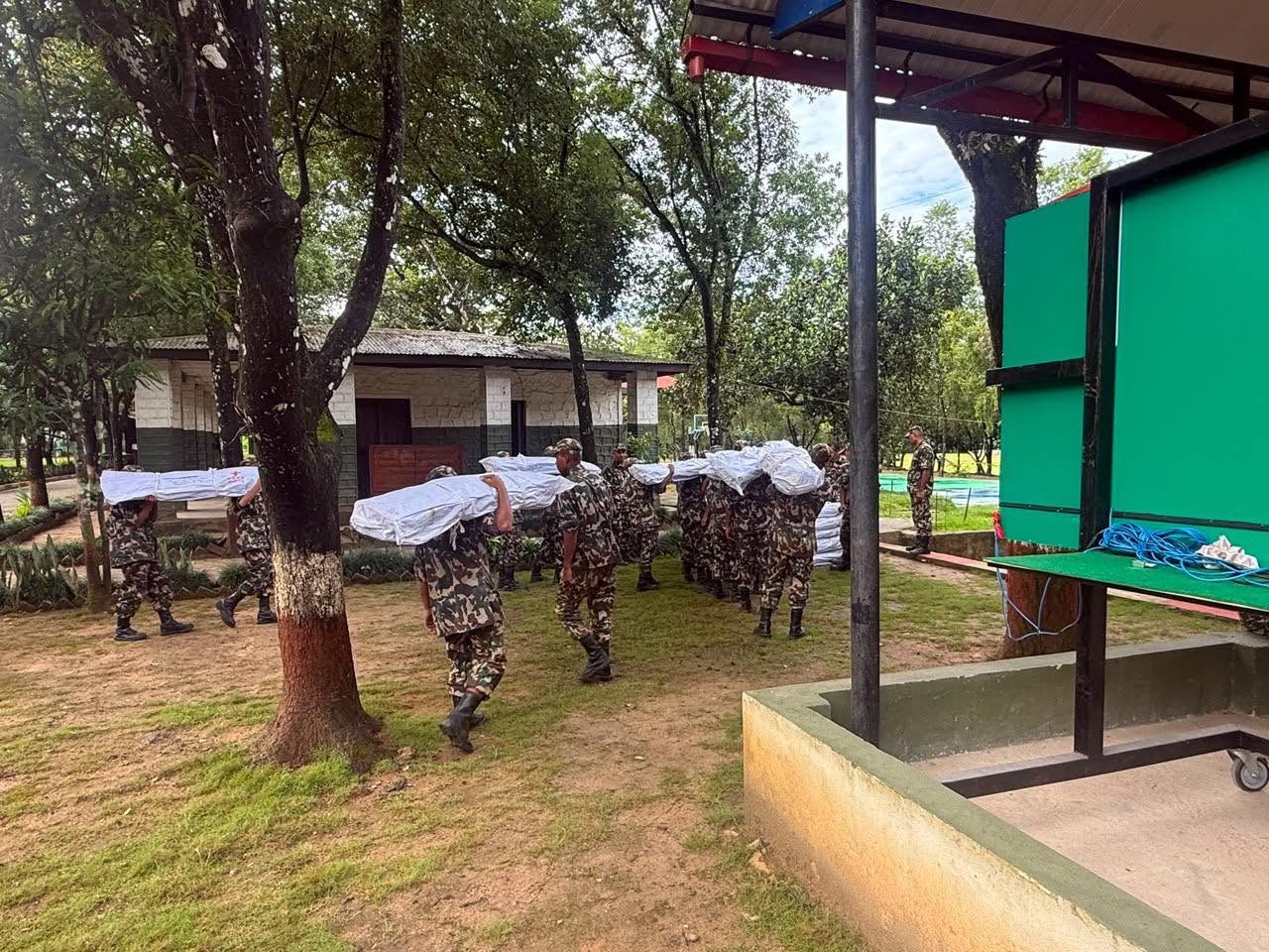 रसुवा बाढी अपडेट: नेपाली सेनाद्वारा उद्धार र राहत कार्य तीव्र, हालसम्म १७७ जनाको सफल उद्धार
