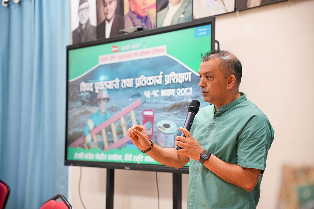 राजनीतिभन्दा ठूलो मानव सेवा केहि छैन : गगन थापा