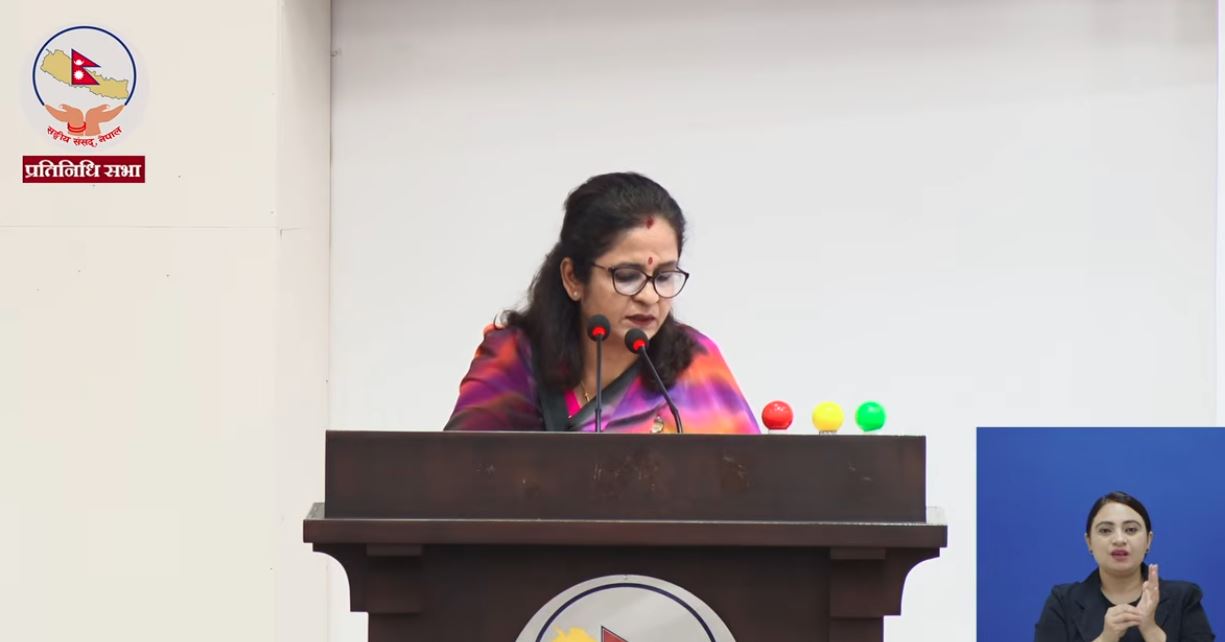 ग्यास अभावमा उद्योगमन्त्रीको गोलमटोल जवाफ : समस्याको जरो लुकाउँदै केही दिनमै सहज हुने आश्वासन