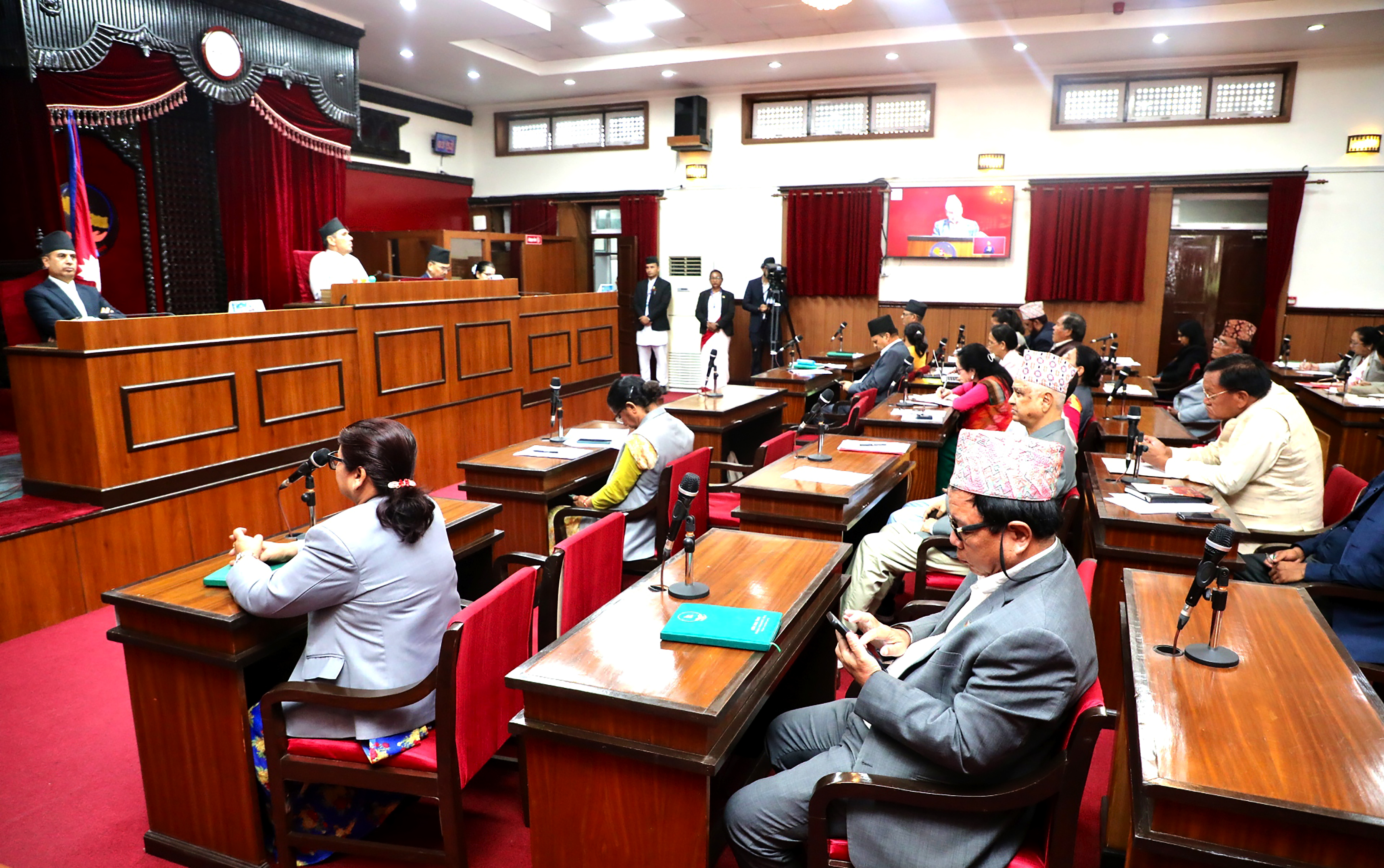 एलपी ग्यासको दीर्घकालीन समाधान र आपूर्ति सहज बनाउन सरकारको ध्यानाकर्षण