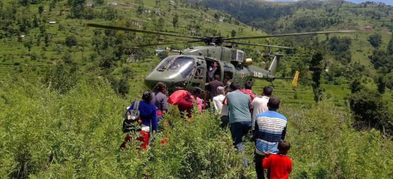 रसुवा बाढी : नेपाली सेना र निजी क्षेत्रले गर्यो ११४ जनाको हवाई उद्धार