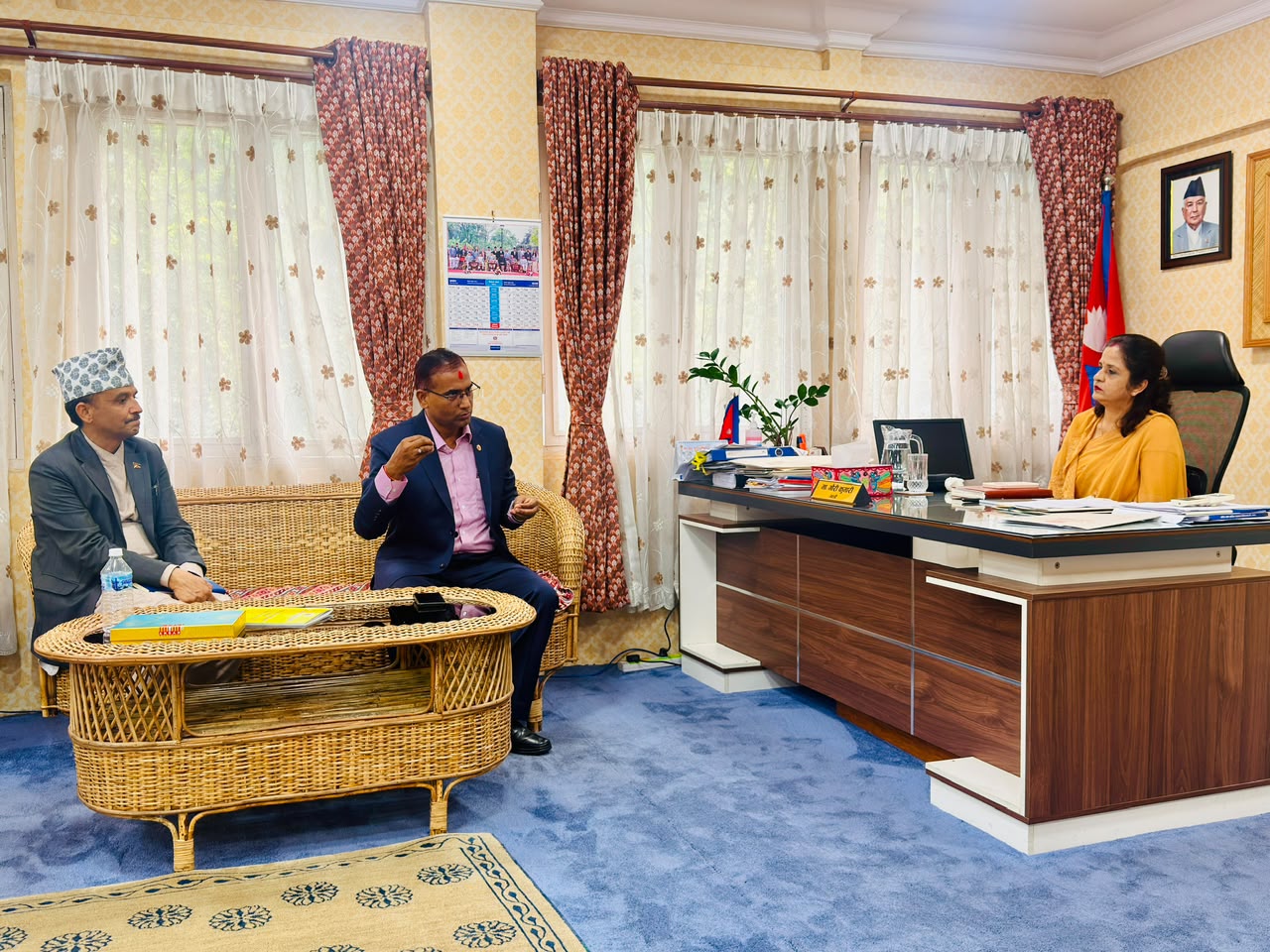 ग्यास अभाव तत्काल समाधान गर्न निगमका नवनियुक्त निर्देशक शाहलाई मन्त्री यादवको निर्देशन