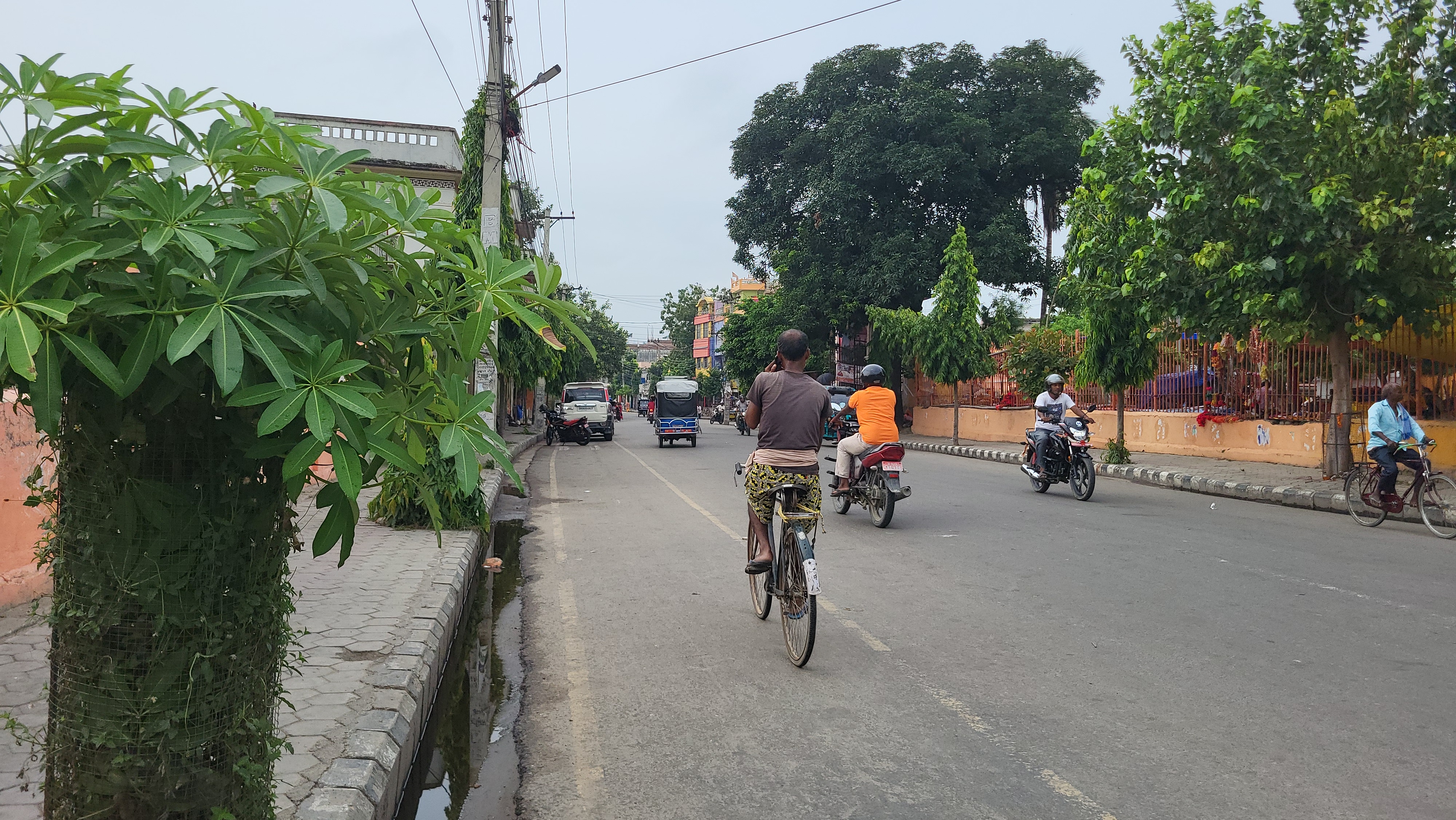 धनुषामा निषेधाज्ञा हट्यो, चहल पहल सामान्य