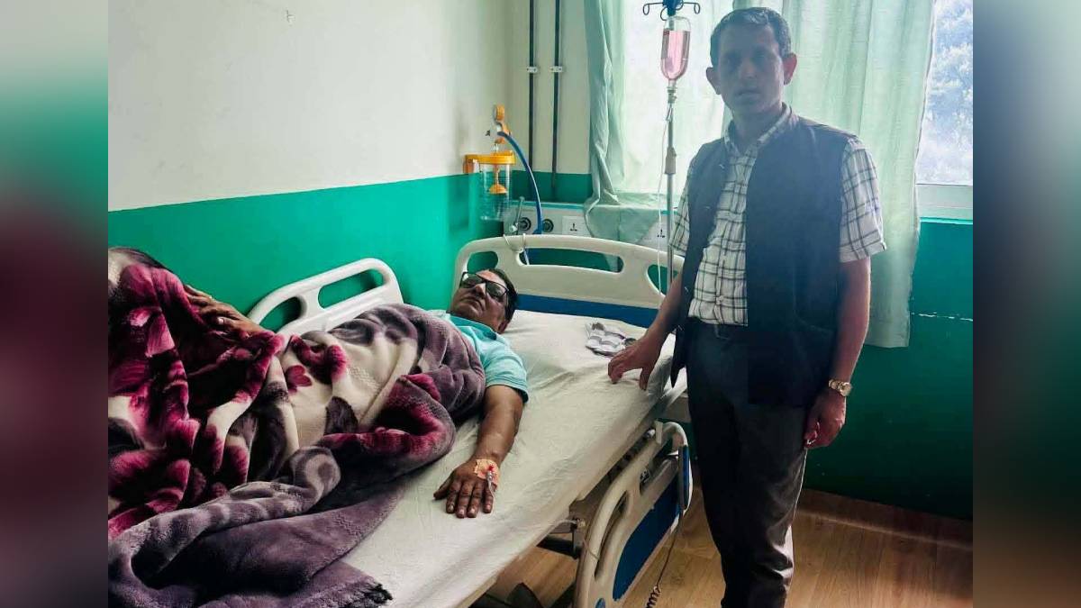 ओलीसँगको बैठकमा बेहोस भएका एमाले नेता जगन्नाथ थपलिया वीर अस्पताल भर्ना