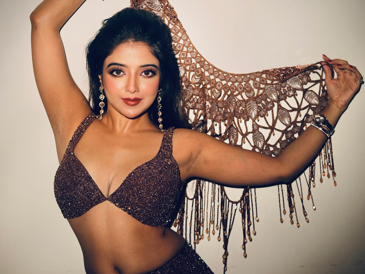 अभिनेत्री खुसी दुबेको वेब सिरिज ‘सर्भिस गर्ल’ स्ट्रिम, बोल्ड दृश्यबारे खोलिन् मुख