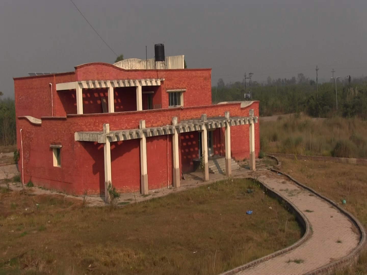 उद्योगीलाई सेजको सास्तीः उद्योग बन्द भएपछि आफ्नै संरचना बिक्री गर्न समेत रोक