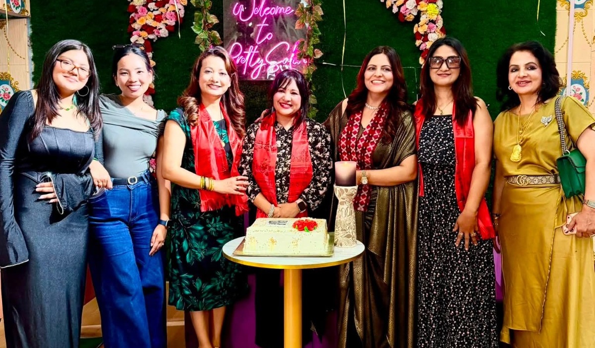 गायिका आगन्तुक खरेलले खोलिन् ‘प्रीटि सलून’, अन्तर्राष्ट्रियस्तरको सेवा दिने उद्घोष