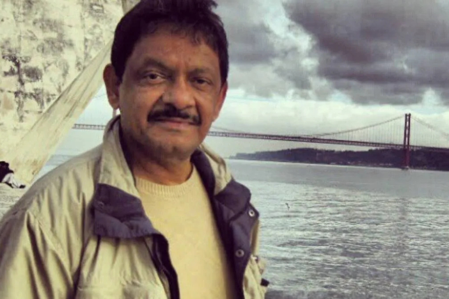फिल्ममा काम दिने बहानामा बलात्कार र ब्ल्याकमेल गरेको आरोपमा निर्देशक शकील नूरानी पक्राउ