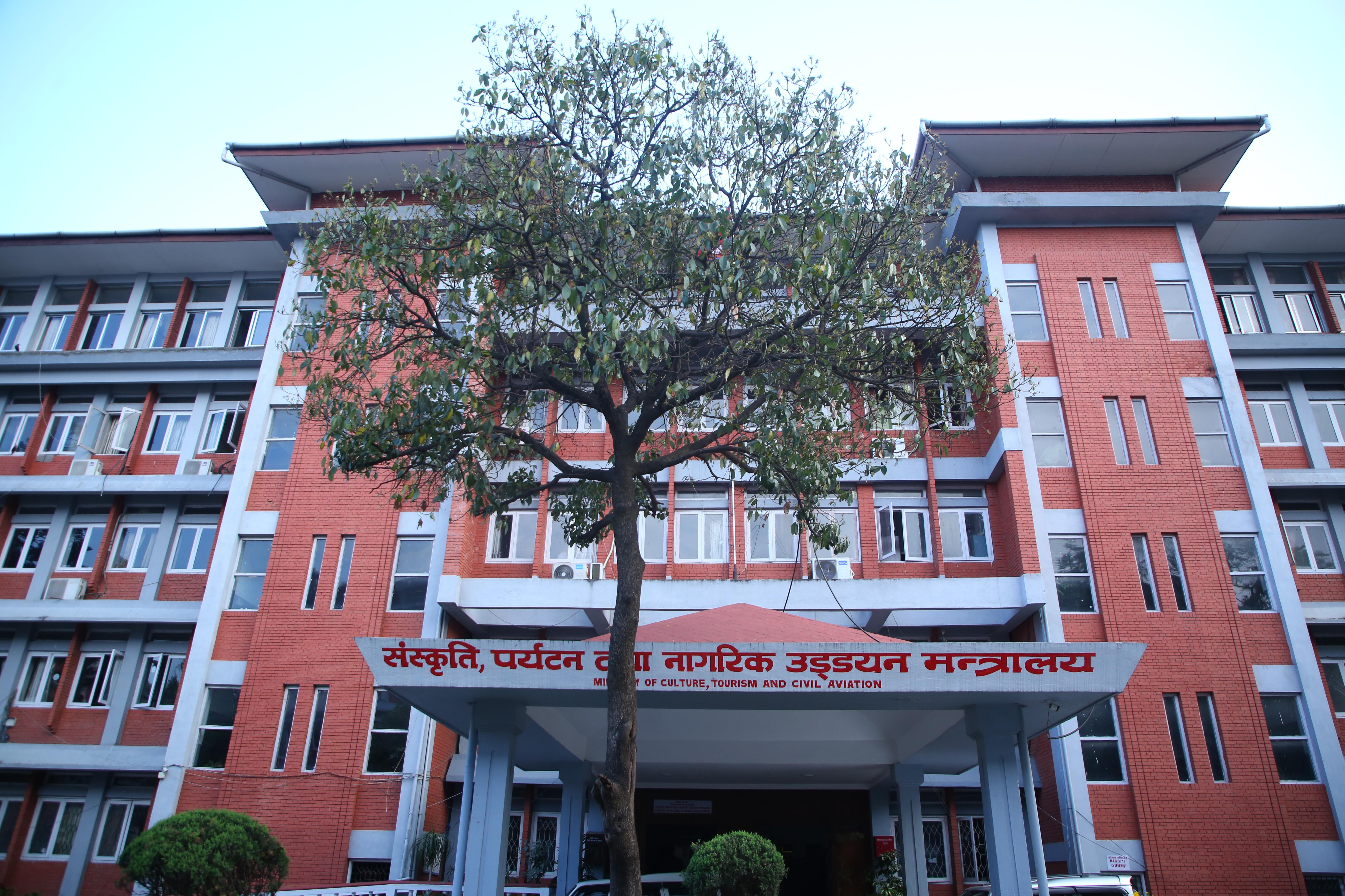 गोसाइँकुण्डबाट काठमाडौं फर्कंदा वैकल्पिक मार्ग प्रयोग गर्न आग्रह