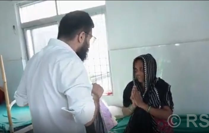 शिक्षामन्त्रीद्वारा गजेन्द्रनारायण सिंह अस्पतालको स्थलगत अवलोकन, बविताकुमारी पासवानसँग भेट