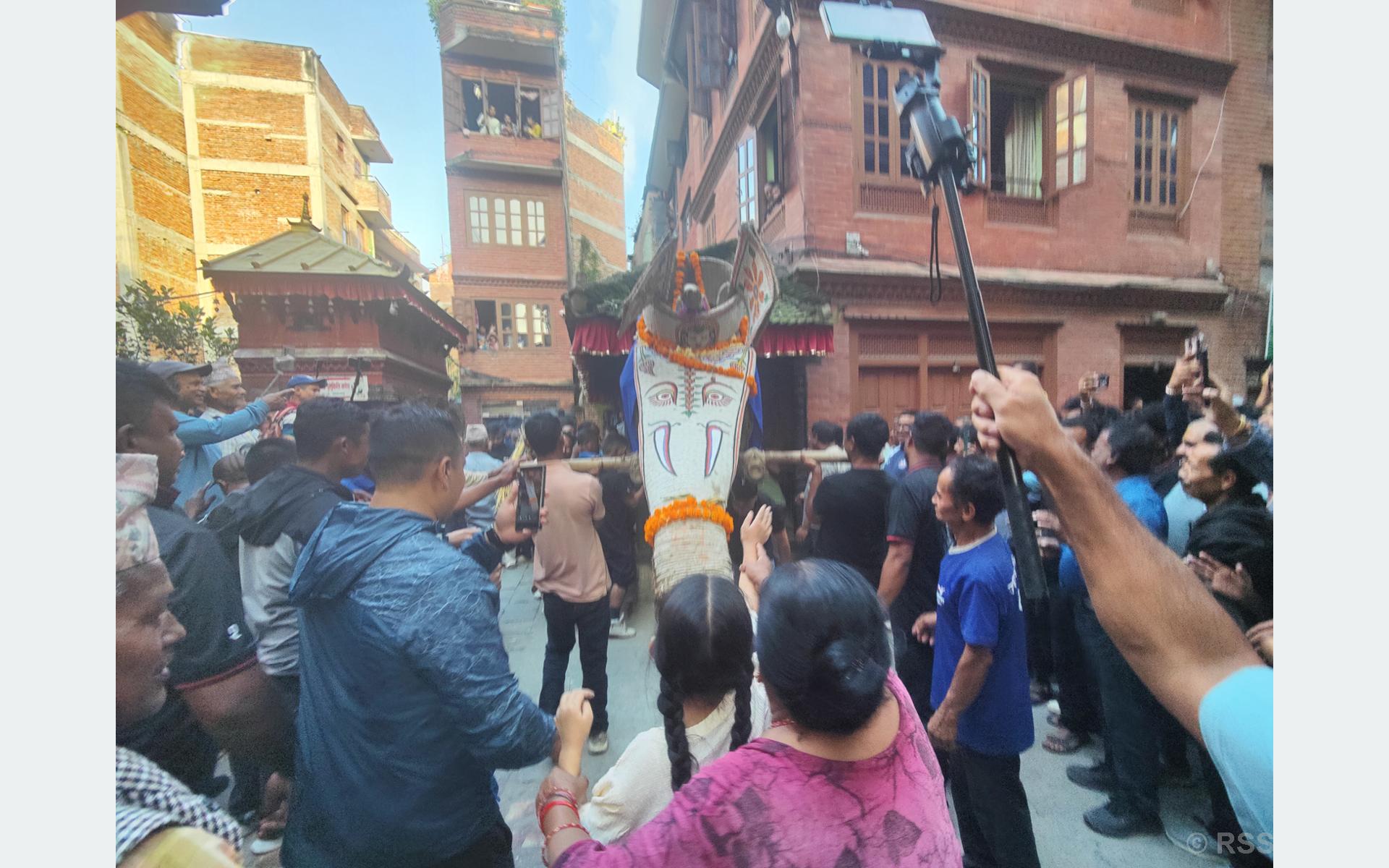 सकियो भक्तपुरको पुलुकिसी जात्रा
