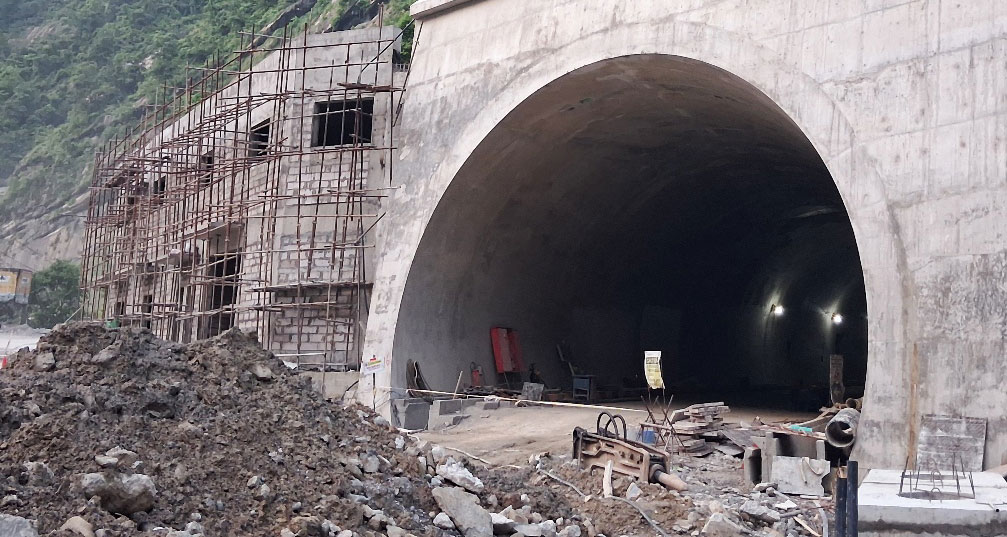 सिद्धबाबा सुरुङमार्गः आगामी मंसिरभित्रै गाडी गुडाउने तयारी