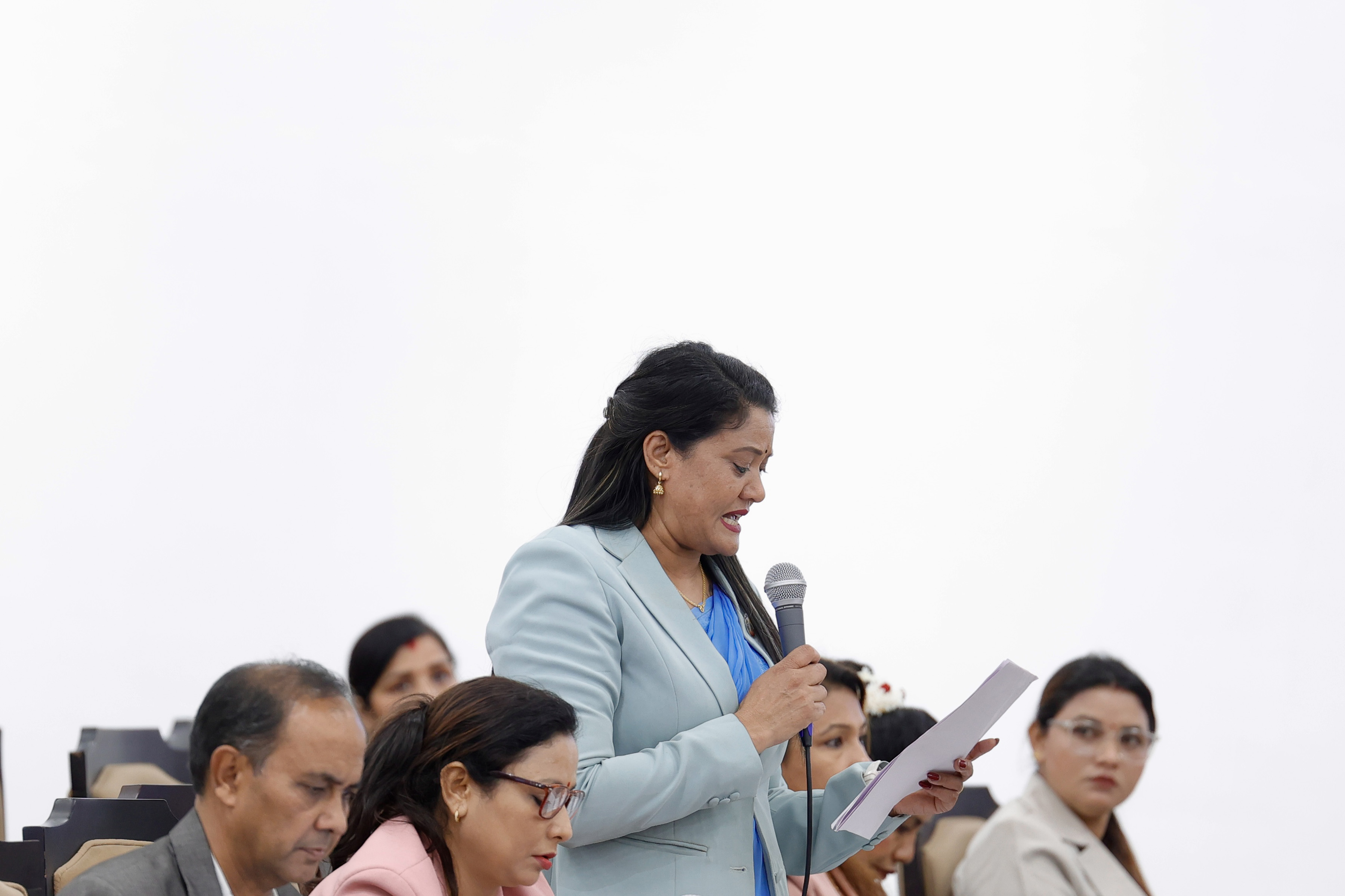 भावुक बनिन् सांसद रचना खतिवडा-जिउँदो छोरो ल्याइदेऊ, अहिल्यै सांसद छाडिदिन्छु