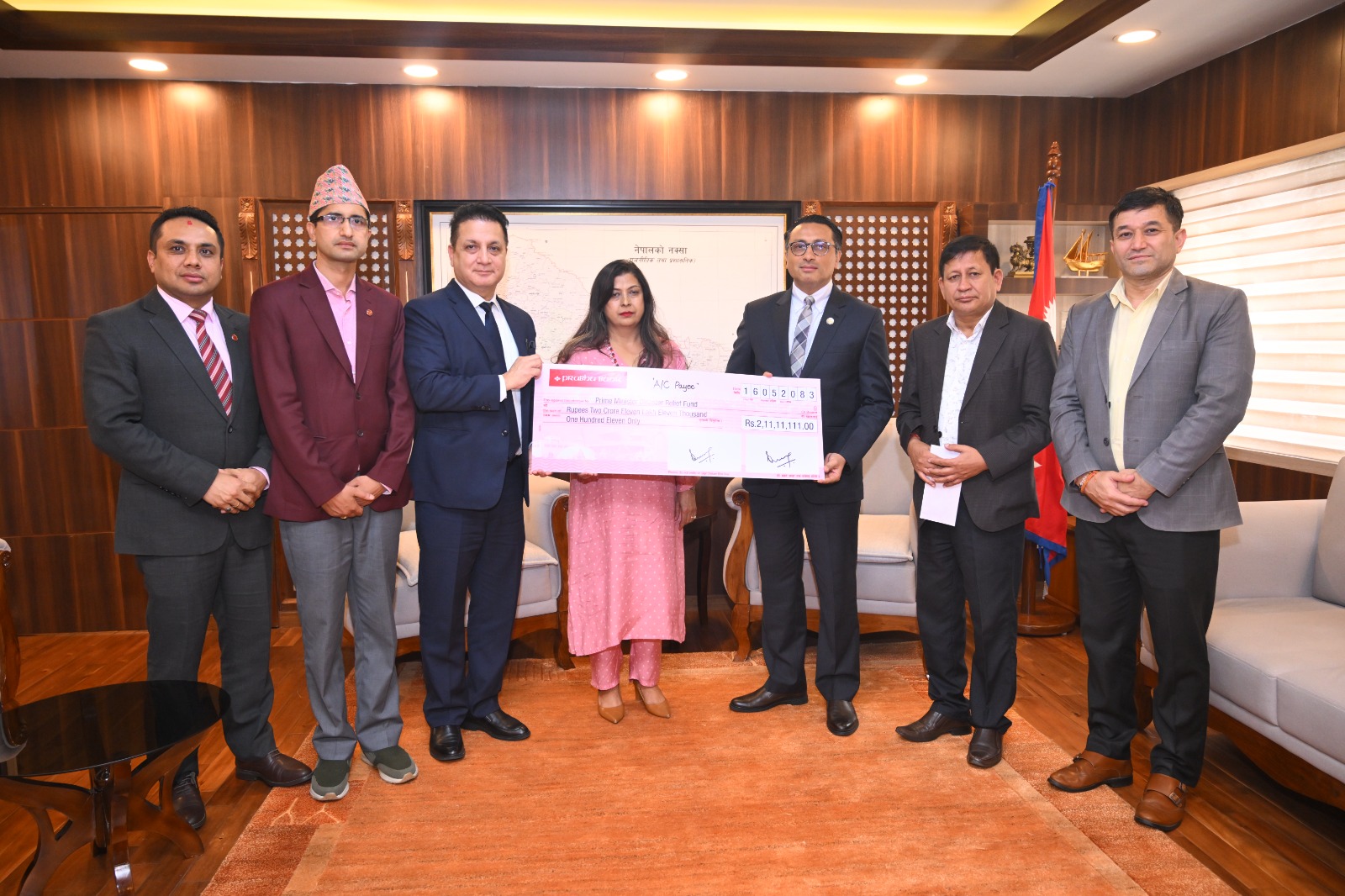भोटेकोशी बाढीप्रभावितका लागि प्रभु बैंकद्वारा प्रधानमन्त्री राहत कोषमा २ करोड ११ लाख बढी सहयोग