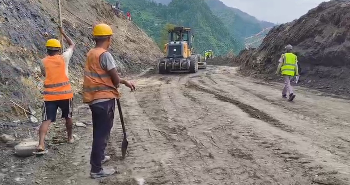 कृष्णभीर पहिरो: परीक्षणका रूपमा दुवैतर्फबाट गाडी छाडियो