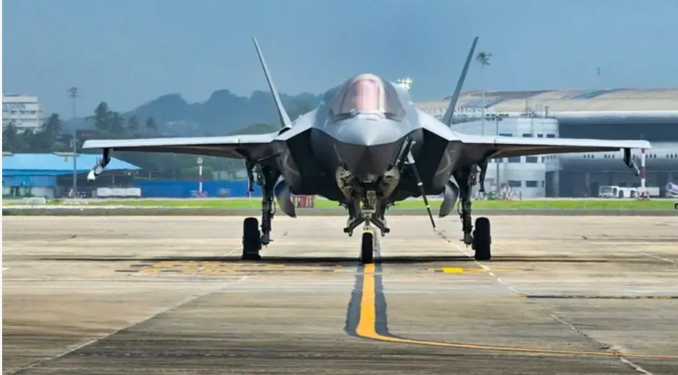 भारतद्वारा Su-30 फाइटर जेट परिमार्जन गर्ने तयारी: ३०० किमी दूरीसम्म प्रहार गर्ने क्षेप्यास्त्र जोड्ने योजना