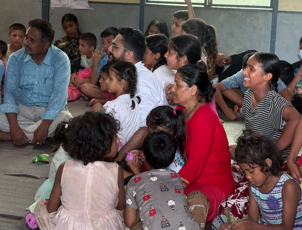 बाढी प्रभावित विद्यालयको अनुगमनमा शिक्षामन्त्री, विदुर र रसुवाका शैक्षिक संस्थामा पुग्यो टोली
